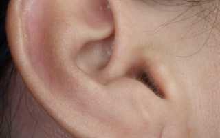Болит мочка уха — причины и лечение